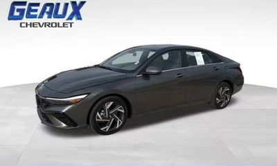 2025 Hyundai Elantra SEL Convenience