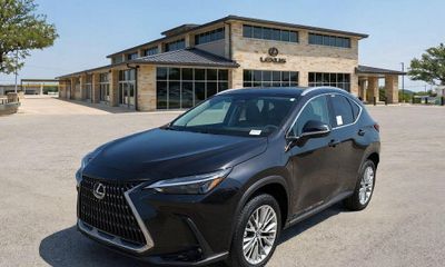 2026 Lexus NX 350 Luxury
