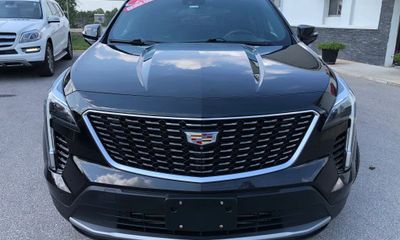 2020 Cadillac XT4 Premium Luxury