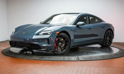 2026 Porsche Taycan GTS