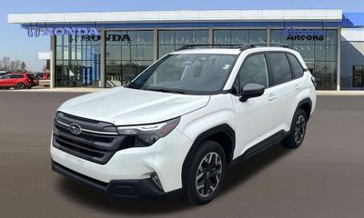 2025 Subaru Forester Premium