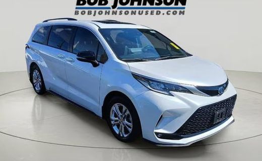 2023 Toyota Sienna