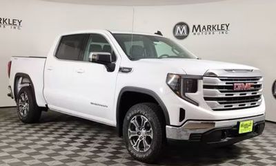 2026 GMC Sierra SLE