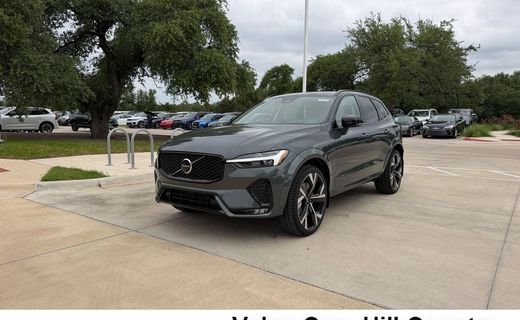 2026 Volvo XC60 Ultra Dark