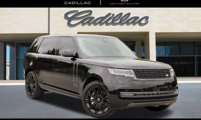 2025 Land Rover Range SE