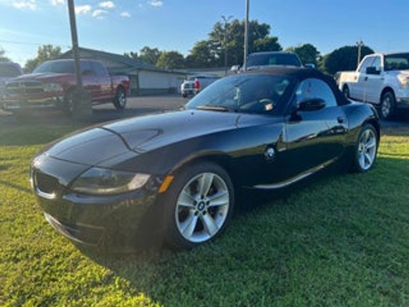 2007 Bmw Z4 — a typically priced live listing