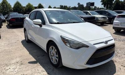 2017 Toyota Yaris IA Sedan