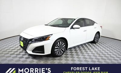 2023 Nissan Altima SV