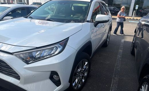 2019 Toyota RAV4 Limited