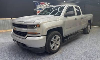2017 Chevrolet Silverado Custom