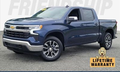2022 Chevrolet Silverado LT