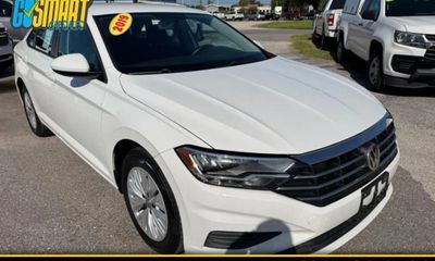 2019 Volkswagen Jetta S SE R