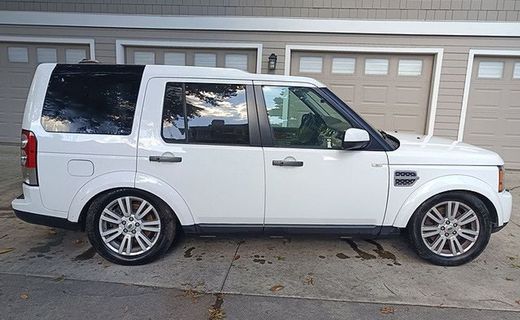 2011 Land Rover LR4 HSE LUX