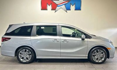 2025 Honda Odyssey Touring