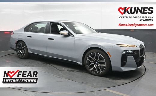 2026 BMW 740i