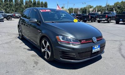 2017 Volkswagen Golf GTI S Sport SE