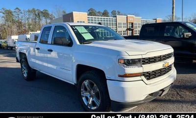 2017 Chevrolet Silverado Custom