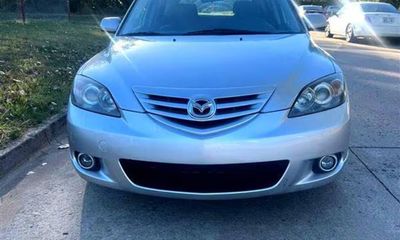 2005 Mazda MAZDA3 S