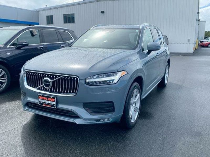 2021 Volvo XC90 — a typically priced live listing