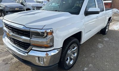 2018 Chevrolet Silverado LT