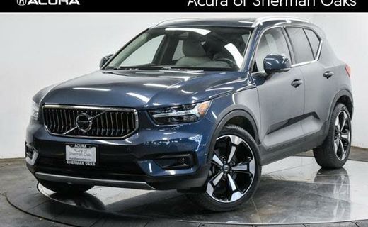 2019 Volvo XC40 Inscription