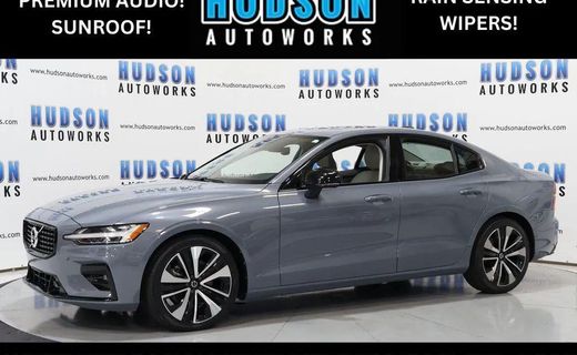 2022 Volvo S60