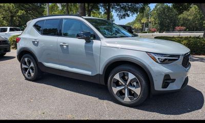 2026 Volvo XC40 Plus Dark
