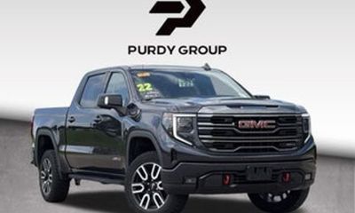 2022 GMC Sierra AT4