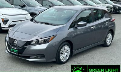 2025 Nissan Leaf S