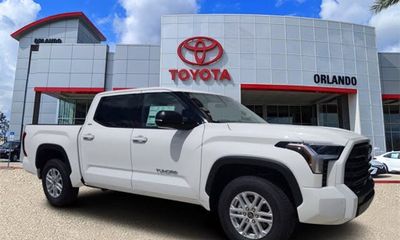 2023 Toyota Tundra SR5
