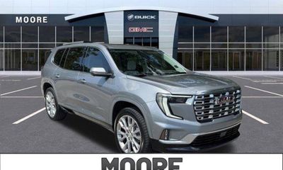 2024 GMC Acadia Denali