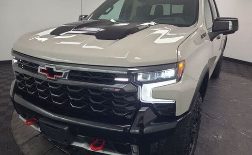 2026 Chevrolet Silverado ZR2