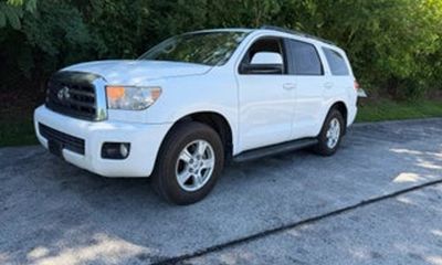 2015 Toyota Sequoia SR5 Grade