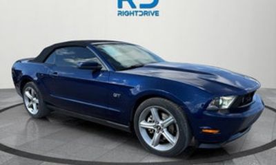 2012 Dodge Challenger SRT8