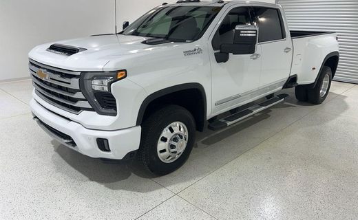 2024 Chevrolet Silverado HD High Country