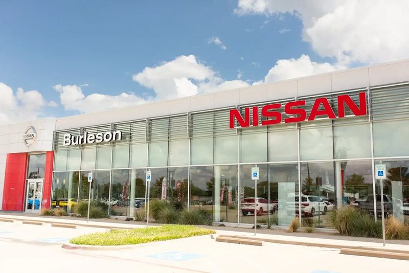 2027 Nissan Kicks — a typically priced live listing