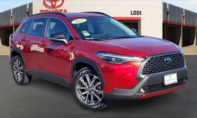 2025 Toyota Corolla Cross XLE