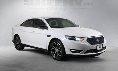 2016 Ford Taurus SHO