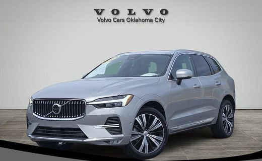 2023 Volvo XC60 Plus Bright