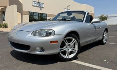 2005 Mazda MX-5 LS