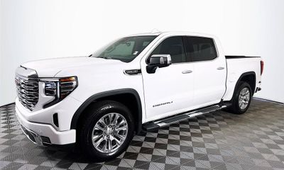 2024 GMC Sierra Denali