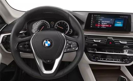 2018 BMW 530I
