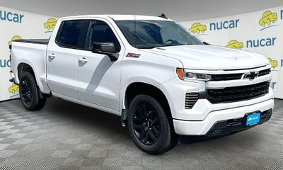2023 Chevrolet Silverado RST