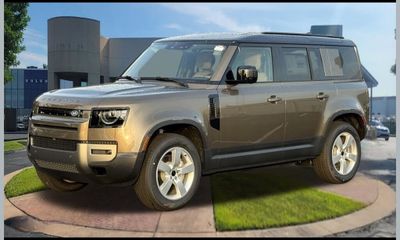2026 Land Rover Defender 110 S