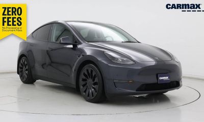 2025 Tesla Model Y Performance