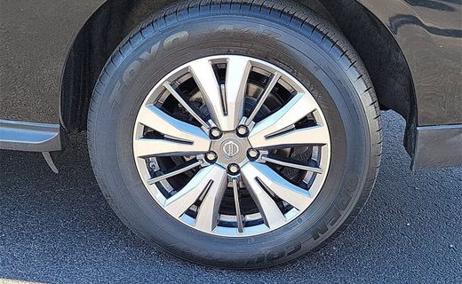 2018 Nissan Pathfinder S