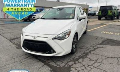 2020 Toyota Yaris LE