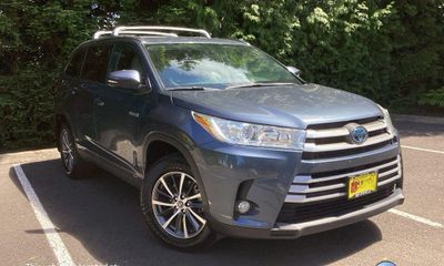 2019 Toyota Highlander XLE Hybrid