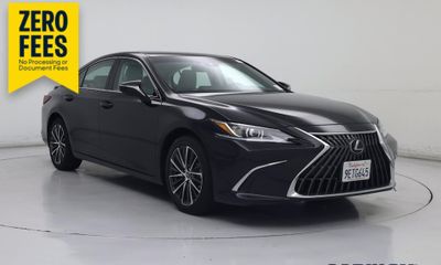 2023 Lexus ES 300H Premium