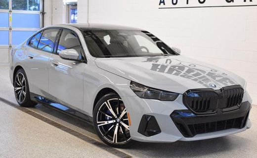 2027 BMW 550E xDrive